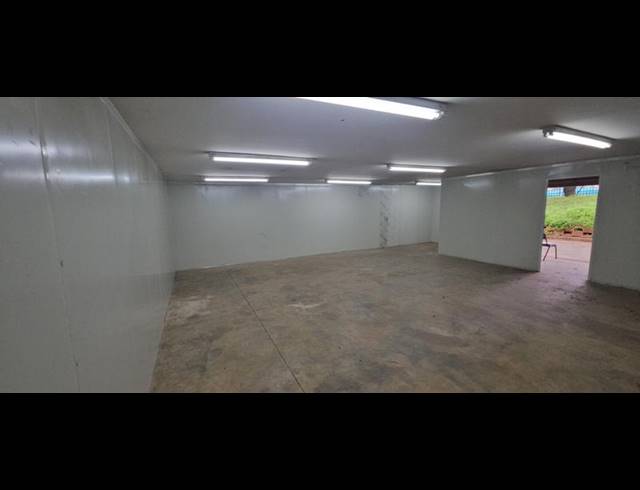 INDUSTRIAL PROPERTY TO RENT IN HALFWAY HOUSE